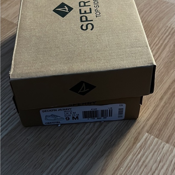 Toddler Sperry Sneakers- Like New Size 9T - Picture 2 of 2